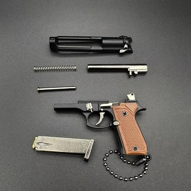 Llavero Beretta Detallado en Metal – Coleccionable Premium